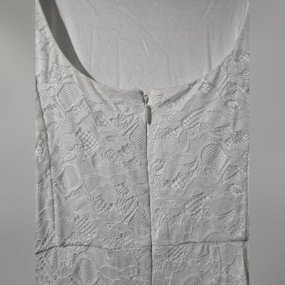Ivory Lace Short Sleeve Fit & Flare Wedding Dress *NWT* - Picture 9 of 10